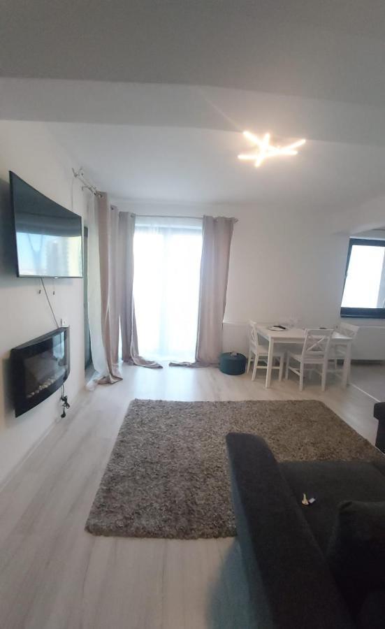 Coresi Platinum Residents 2 Camere Sc,C App21 Brasov Bagian luar foto